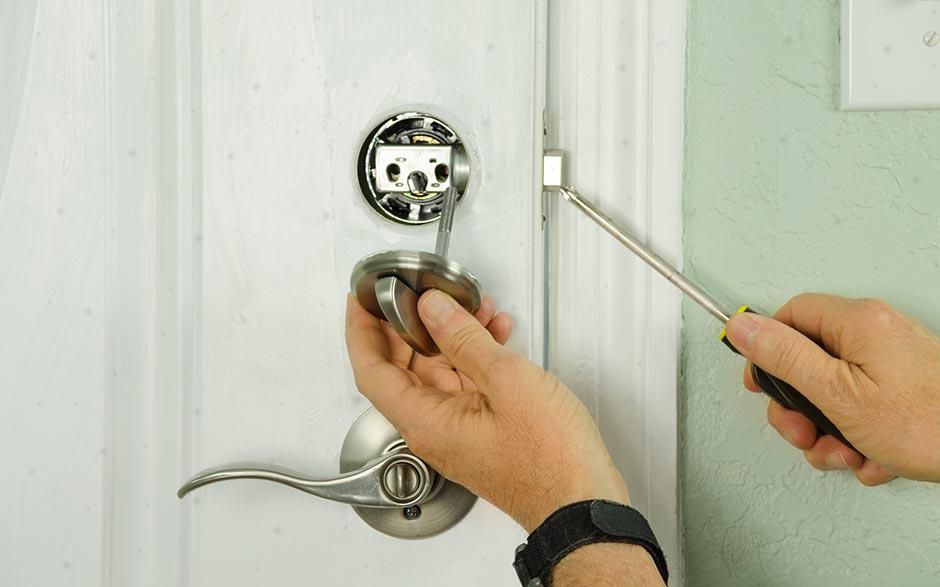 artisan serrurier ouverture de porte Le Kremlin-Bicêtre